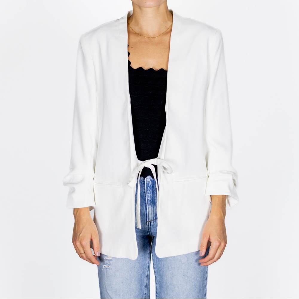 NWT H&M white blazer with front tie size 2